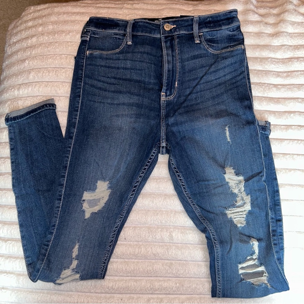 Hollister Ultra High Rise Jean Legging Size 7 NWT